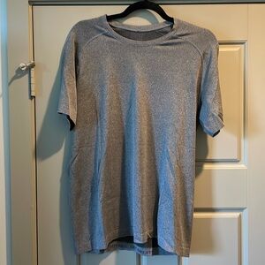 lululemon Metal Vent short sleeve